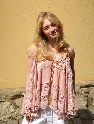 Blus Laurie