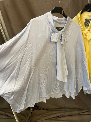 Blus med rosett