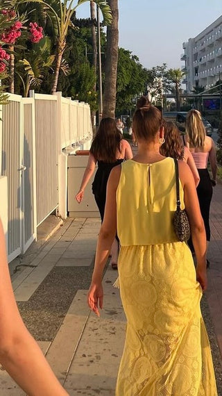 LaceDress glow